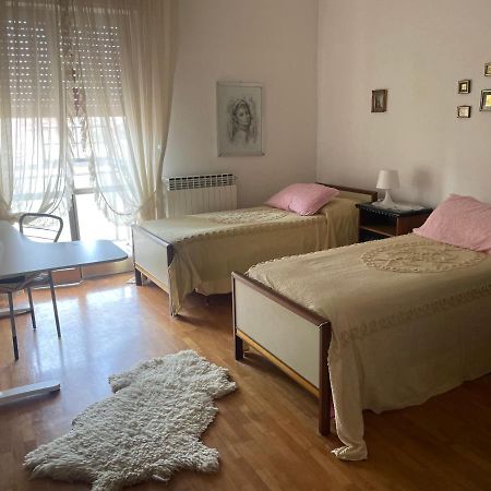 Anita Domus - Appartamento Con Vista A Pescara Kültér fotó